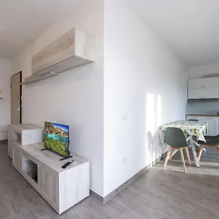 公寓 Casa Erica - 马达莱纳